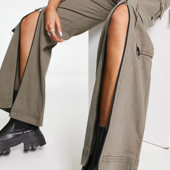 NWT Basic Pleasure Mode Zip split front flared Cargo pants 10 hot stretch - Picture 2 of 9